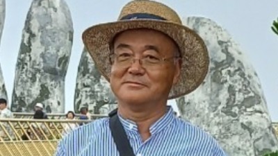 의령에 살고 있는 배관과 손태식 입니다.