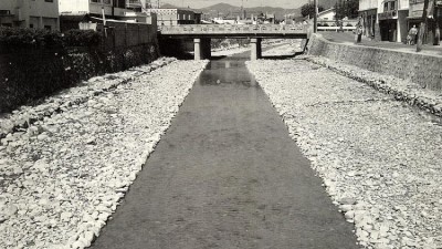 해운대elegy⑭ 관광지에서 일찍 성에 눈 뜨다